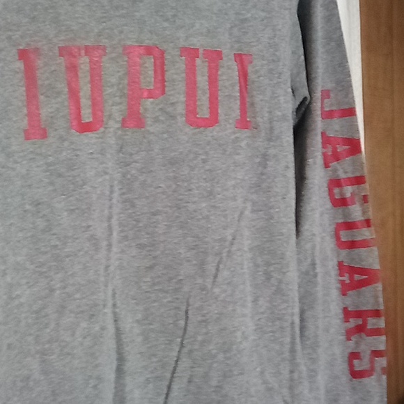 Redshirt that is Jaguars Up Lg - Picture 2 of 3